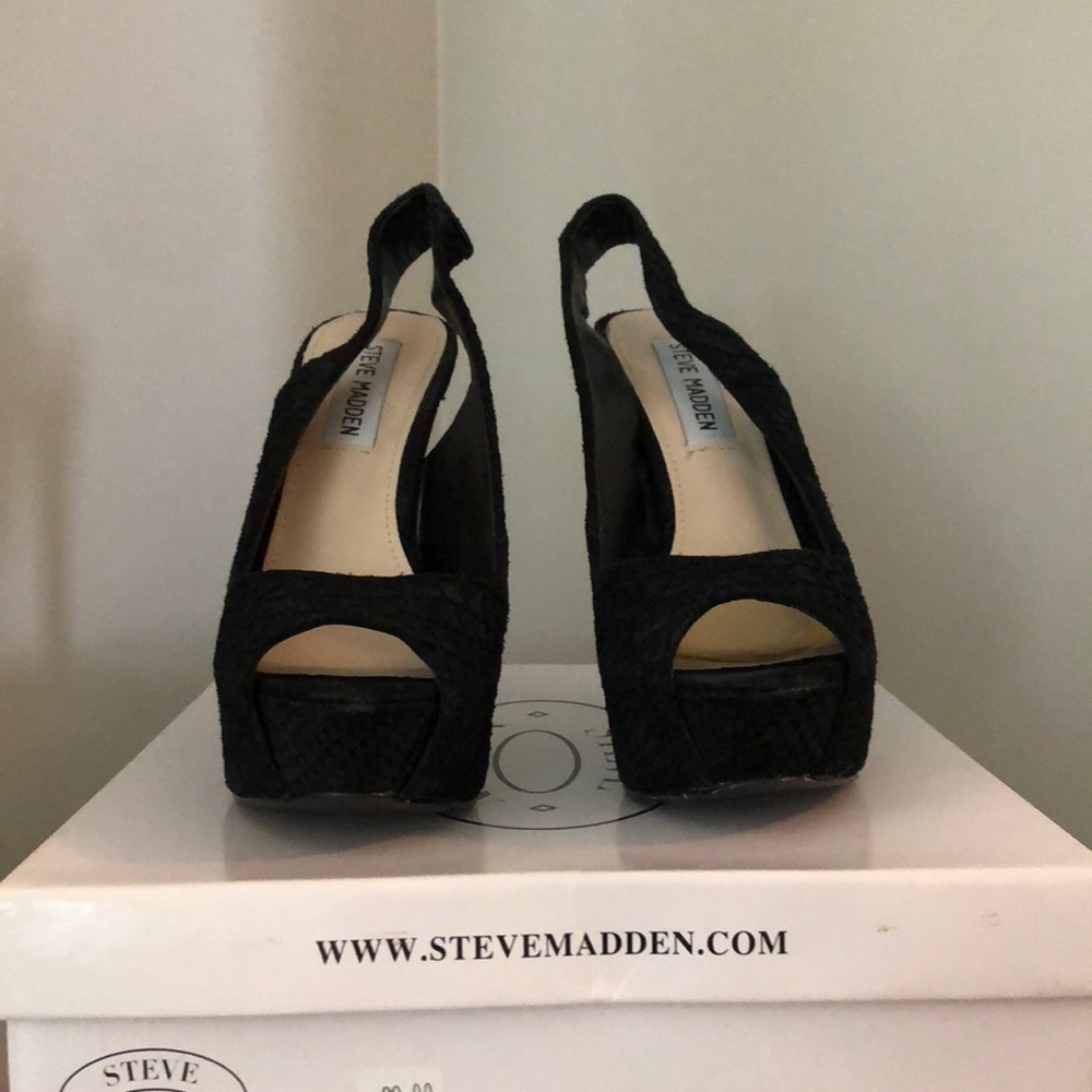 Steve Madden Black Platform Shoes